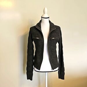 Daytrip Gray Zip-Up Sweater